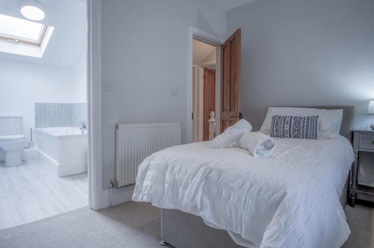 Noe Acre - 3 Bedroom Cottage - Тенби Екстериор снимка