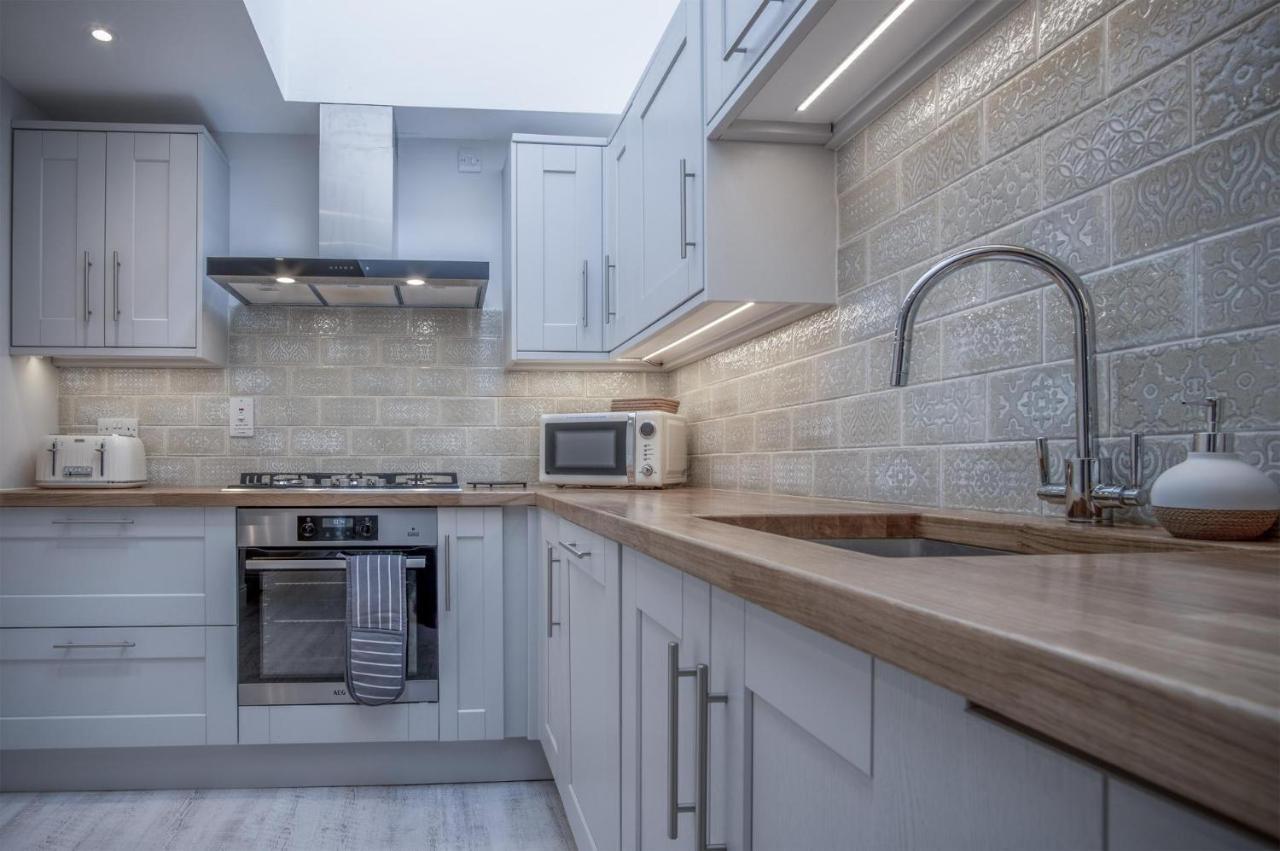 Noe Acre - 3 Bedroom Cottage - Тенби Екстериор снимка